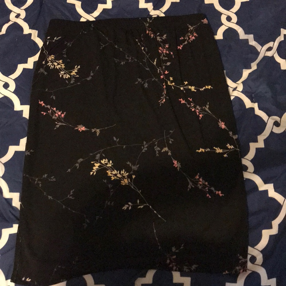Maternity skirt
